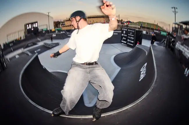 برزیل و فرانسه بر قله قهرمانی جهان رولر فری استایل ۲۰۲۵؛ درخشش ژاپن در خانه